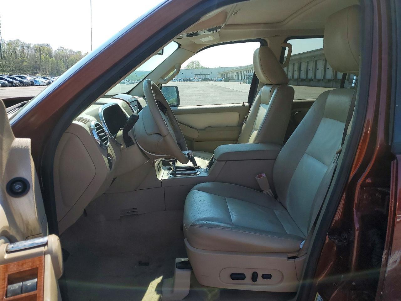 2009 Ford Explorer Eddie Bauer - Image 7