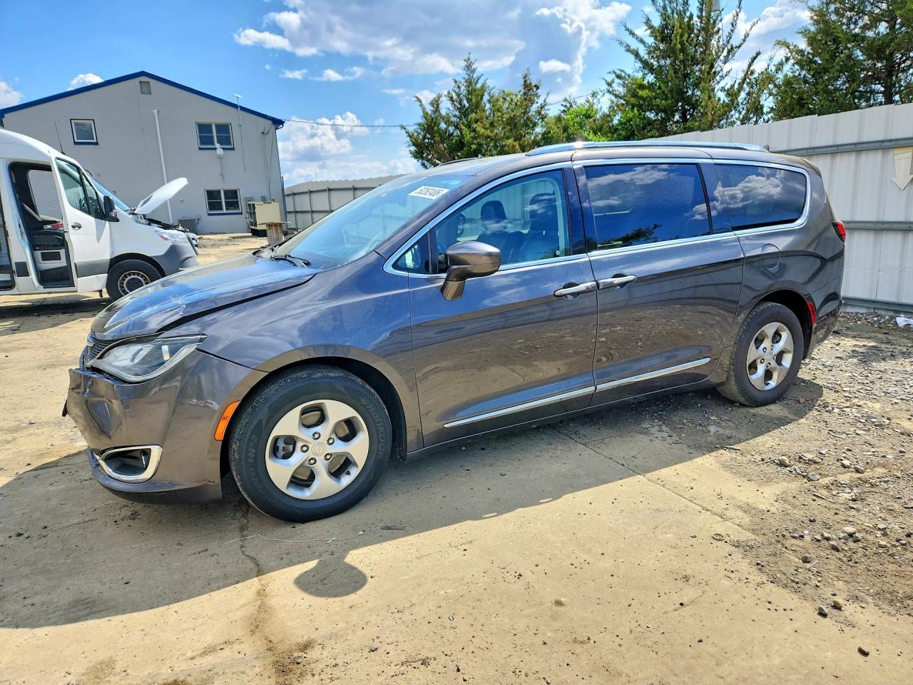 2017 Chrysler Pacifica Touring L Plus