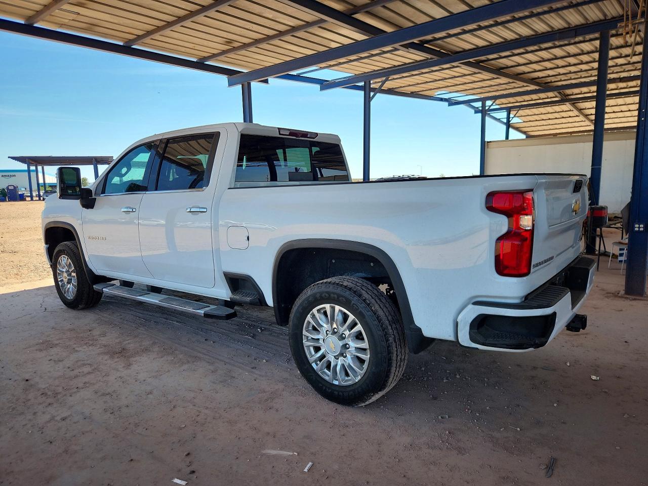 2022 Chevrolet Silverado K2500 High Country - Фото 2
