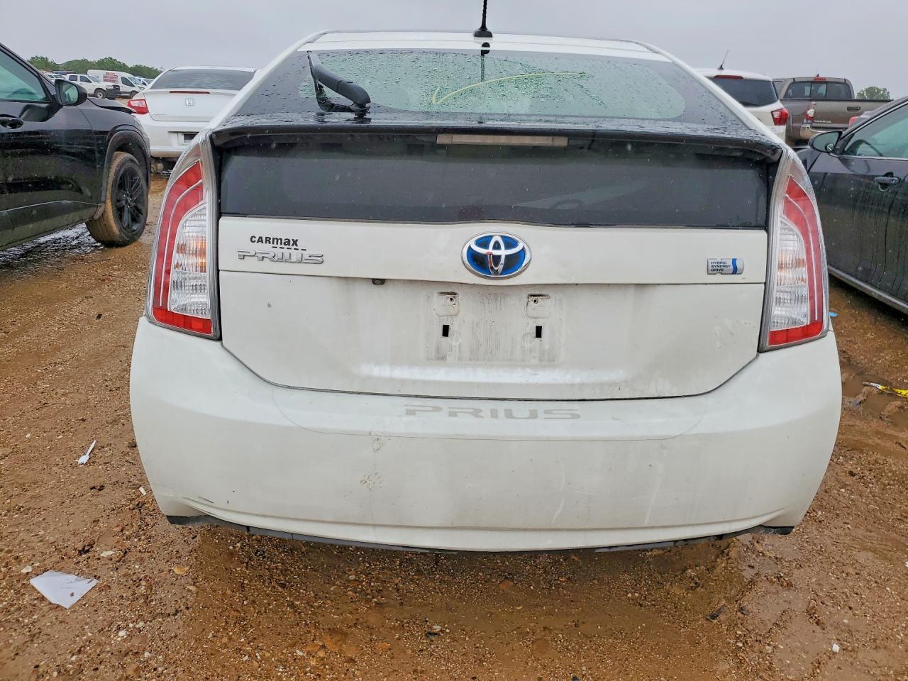 2015 Toyota Prius Three - Image 6