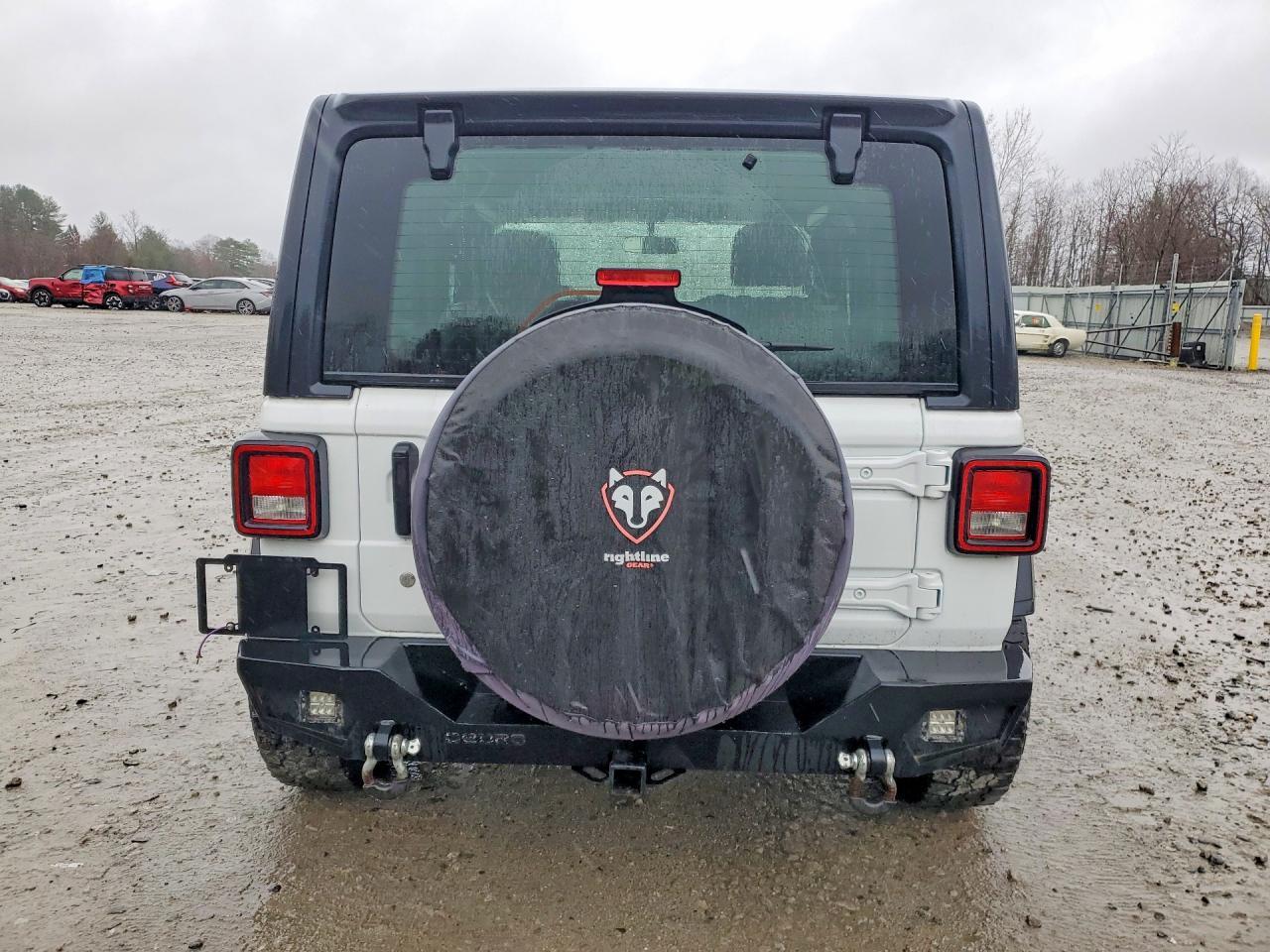 2020 Jeep Wrangler Sport - Фото 6