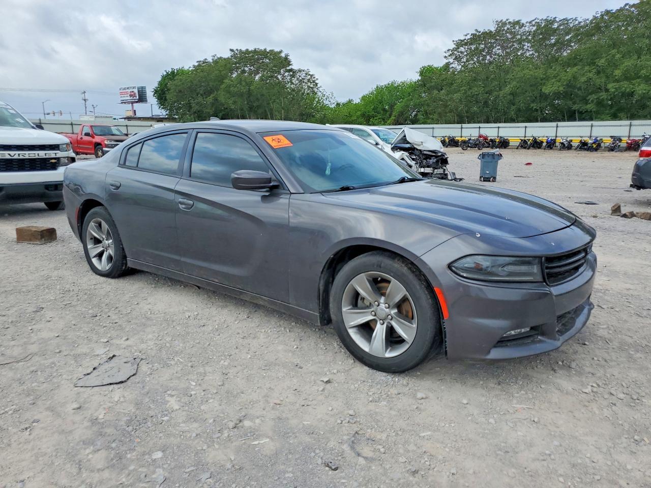 2015 Dodge Charger Sxt - Image 4