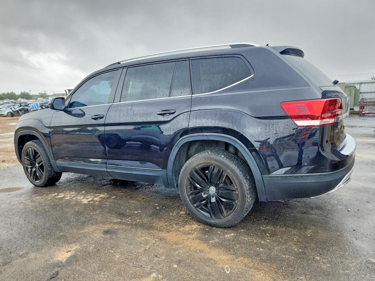 2019 Volkswagen Atlas Se - Фото 2
