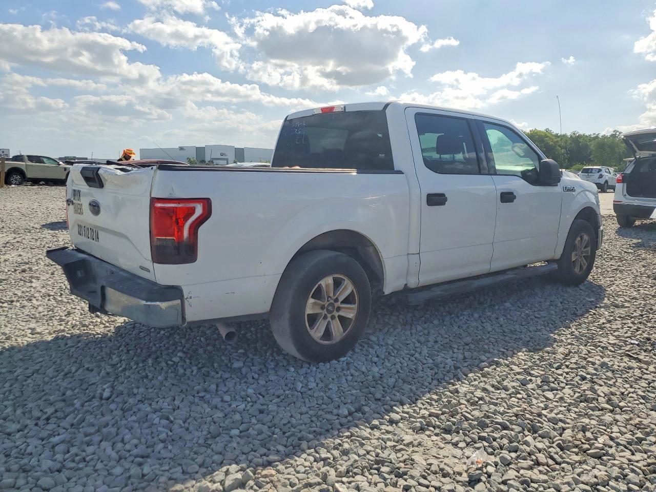 2016 Ford F150 Supercrew - Фото 3