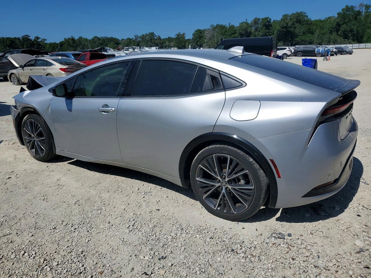 2024 Toyota Prius Xle - Фото 2