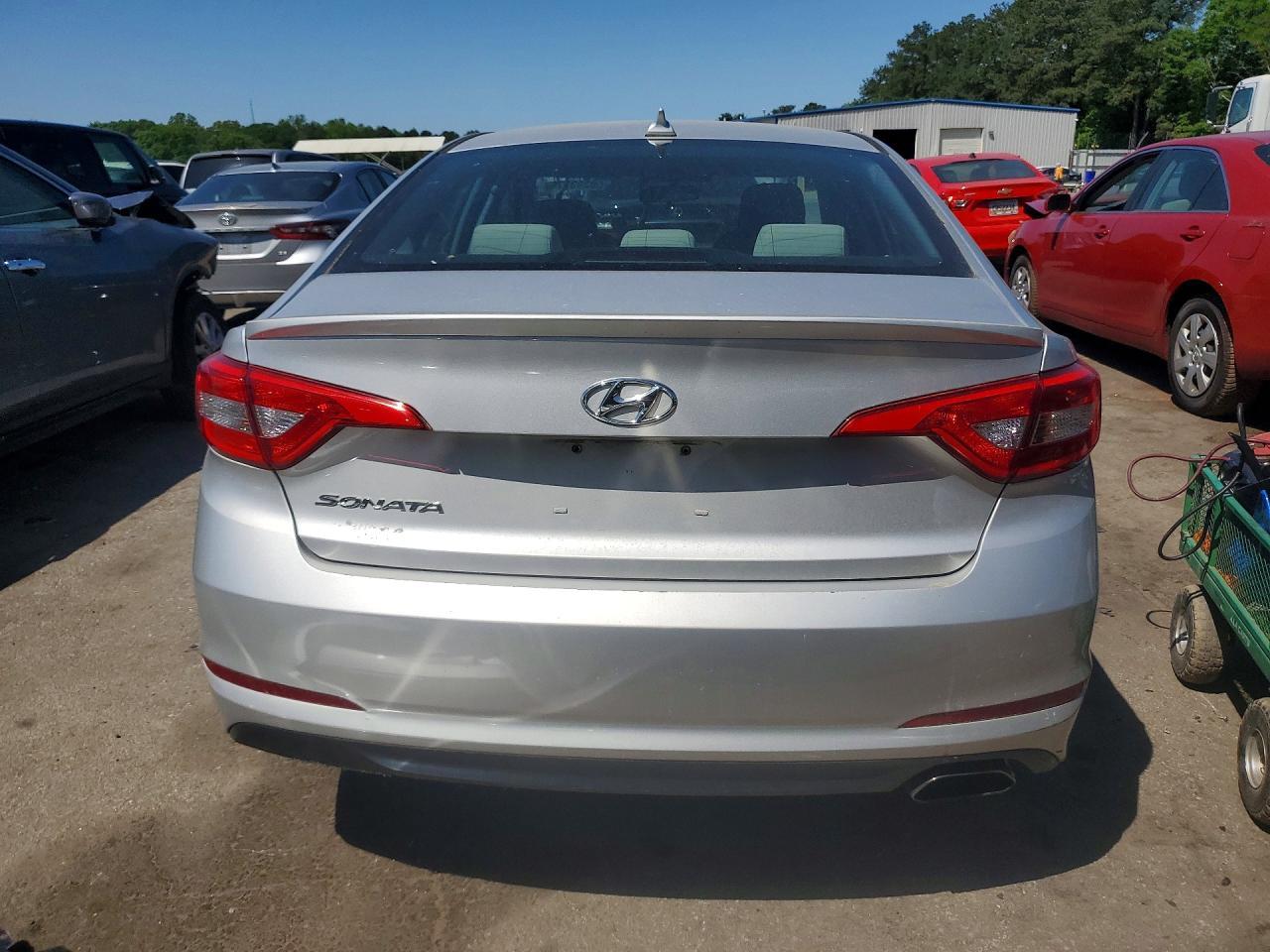2017 Hyundai Sonata Se - Фото 6