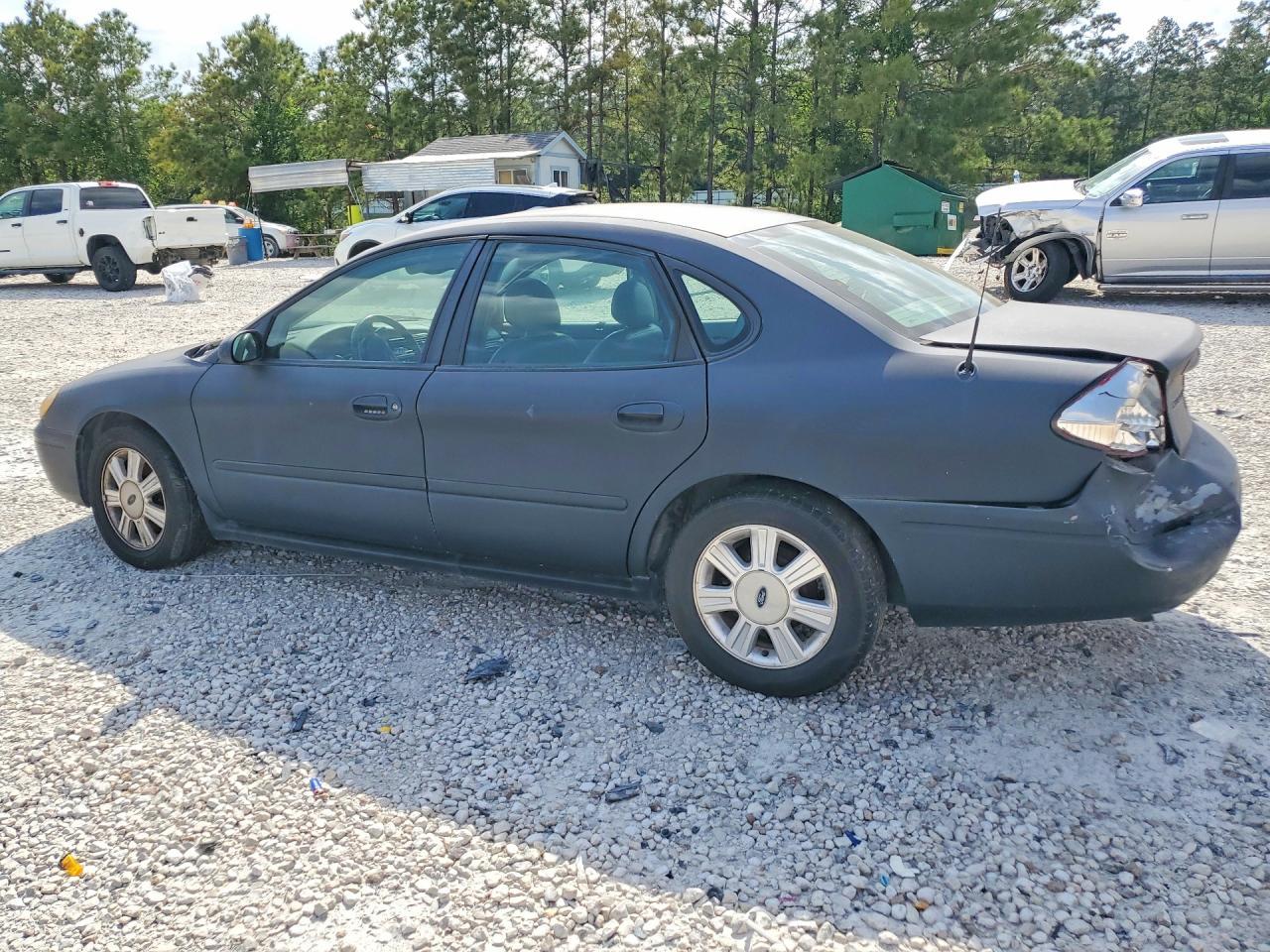 2005 Ford Taurus Sel - Image 2