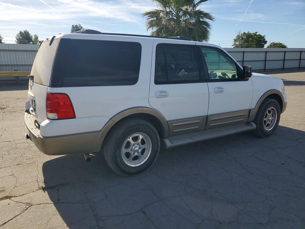 2004 Ford Expedition Eddie Bauer - Image 3