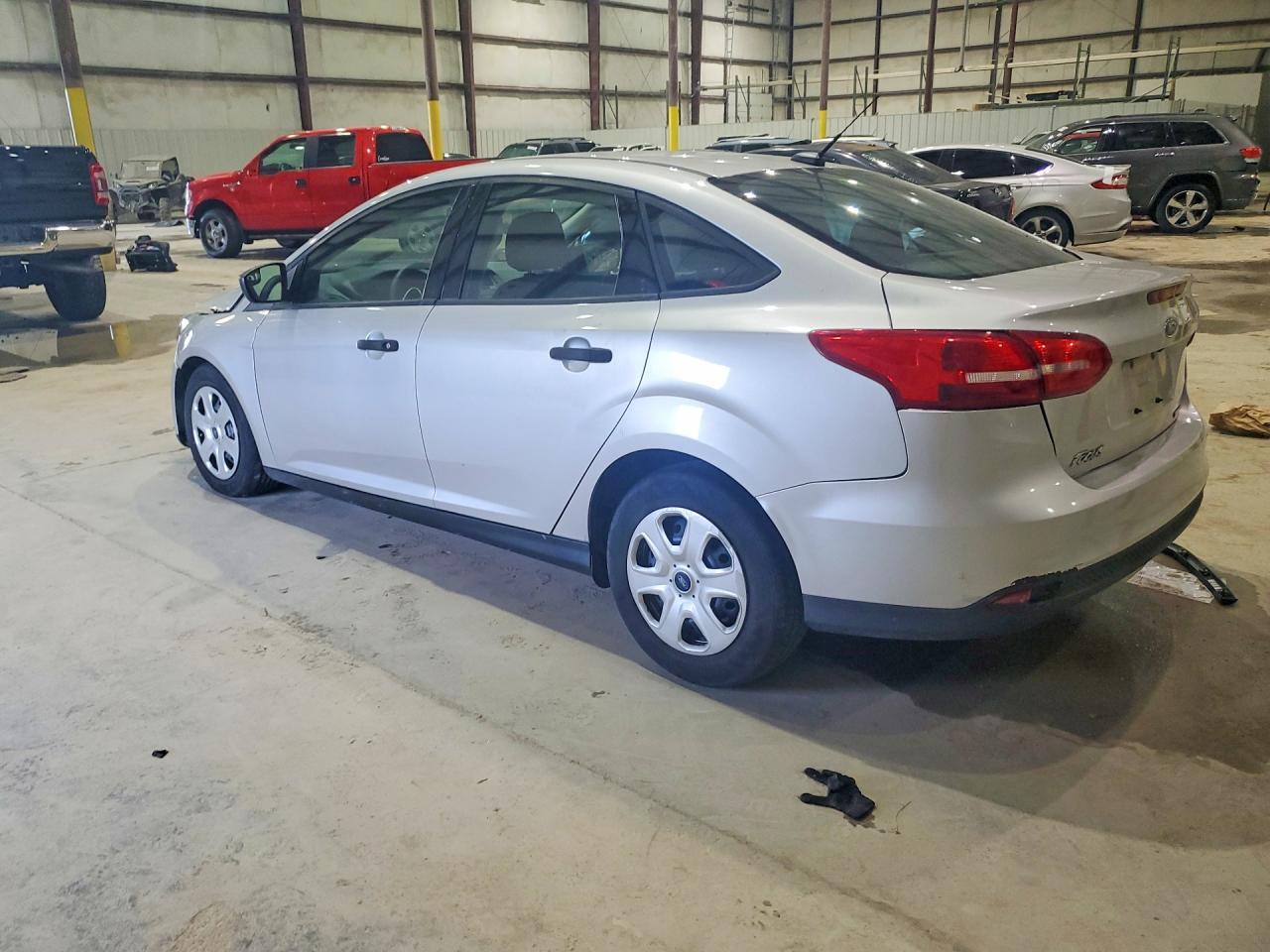 2015 Ford Focus S - Фото 2