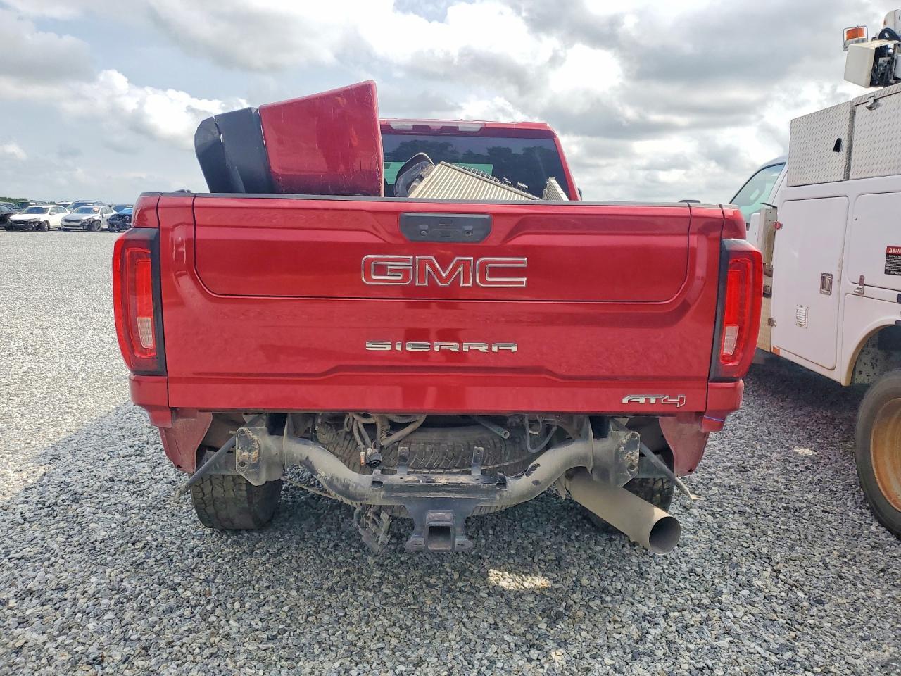 2023 GMC Sierra K2500 At4 - Image 6