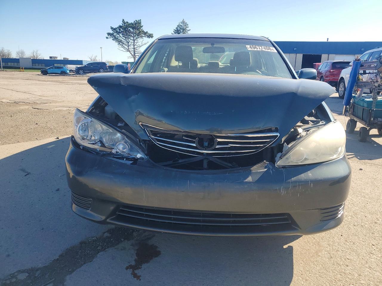 2005 Toyota Camry Le - Image 5