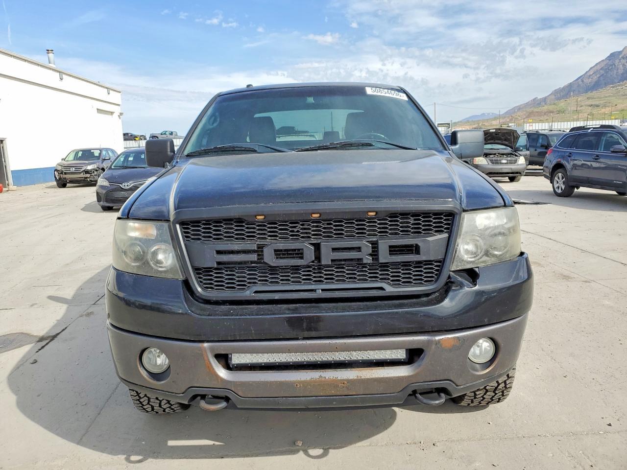 2006 Ford F150 Supercrew - Image 5