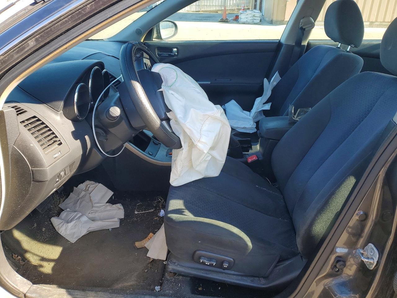 2006 Nissan Altima 3.5 Se - Фото 7