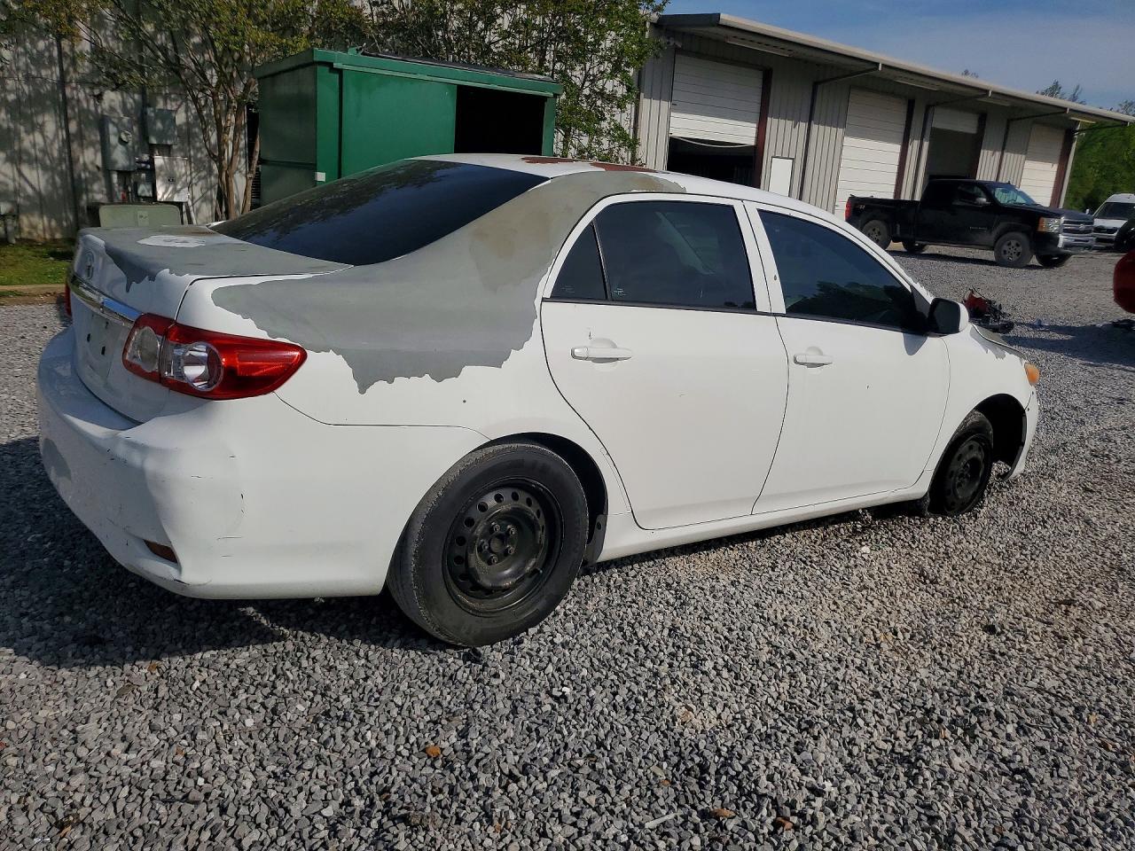 2013 Toyota Corolla L - Image 3