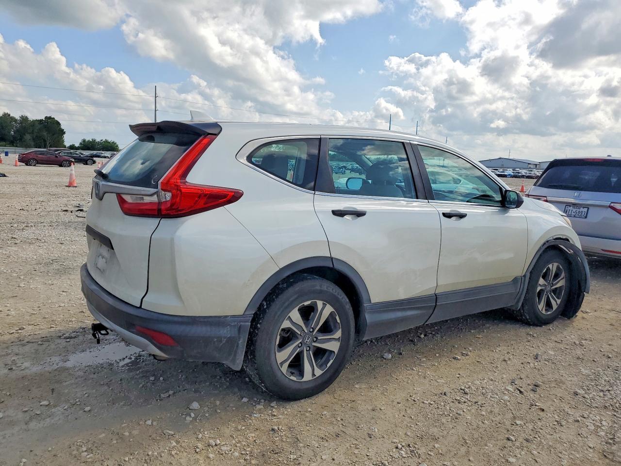 2017 Honda Cr-V Lx - Image 3