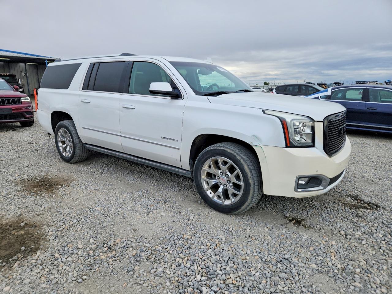 2016 GMC Yukon Xl Denali - Image 4