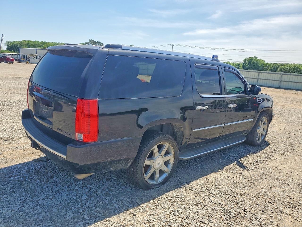 2011 Cadillac Escalade Esv - Фото 3