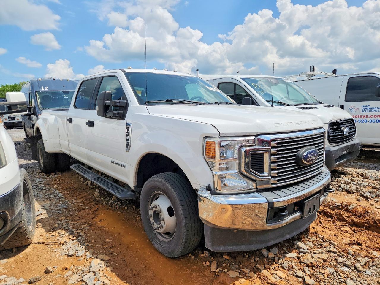 2021 Ford F350 Super Duty - Image 4