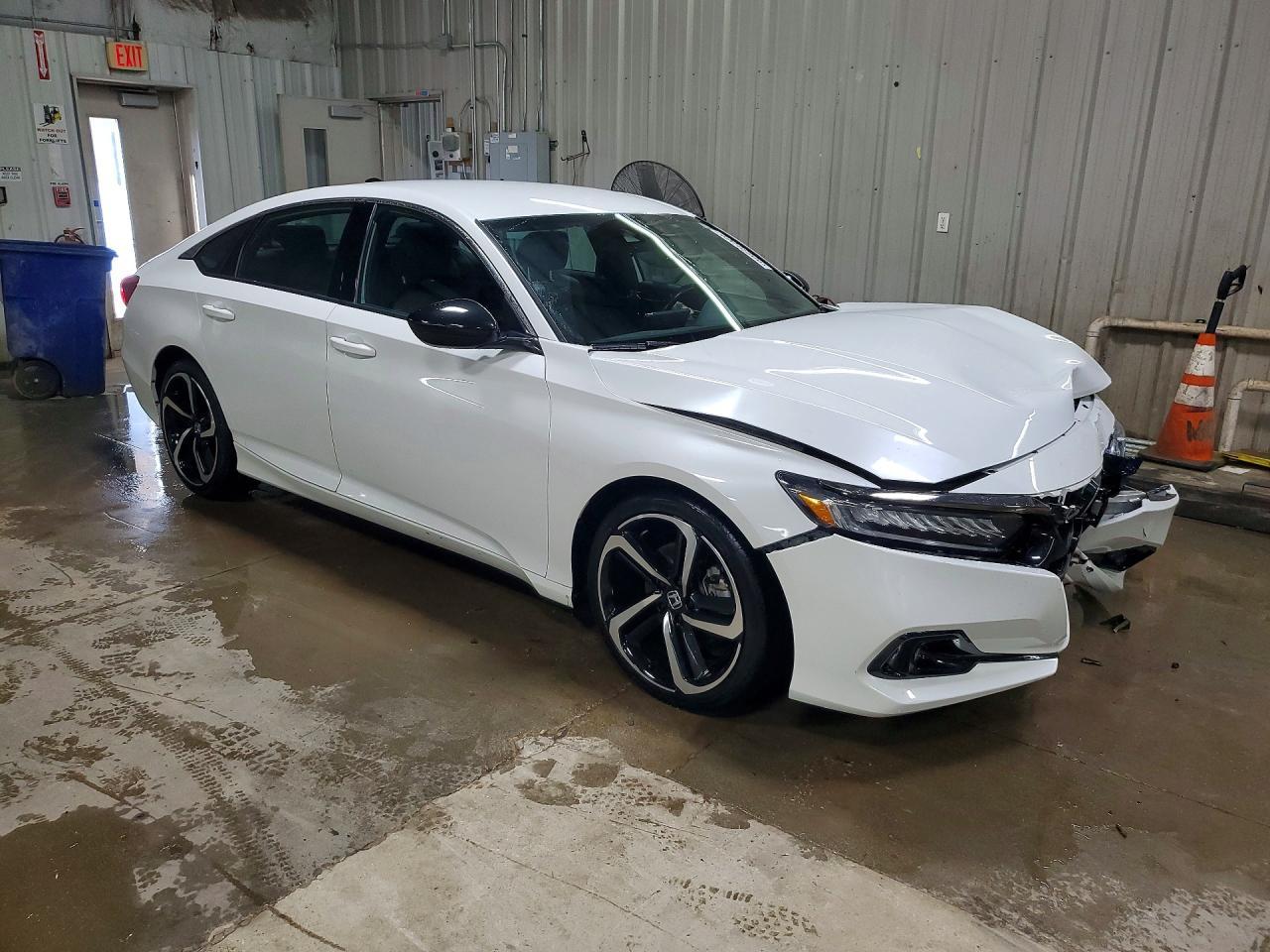 2022 Honda Accord Sport - Фото 4