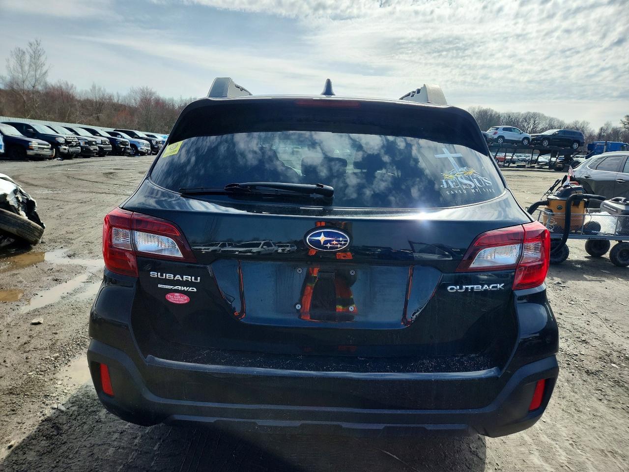 2019 Subaru Outback 2.5I Premium - Image 6