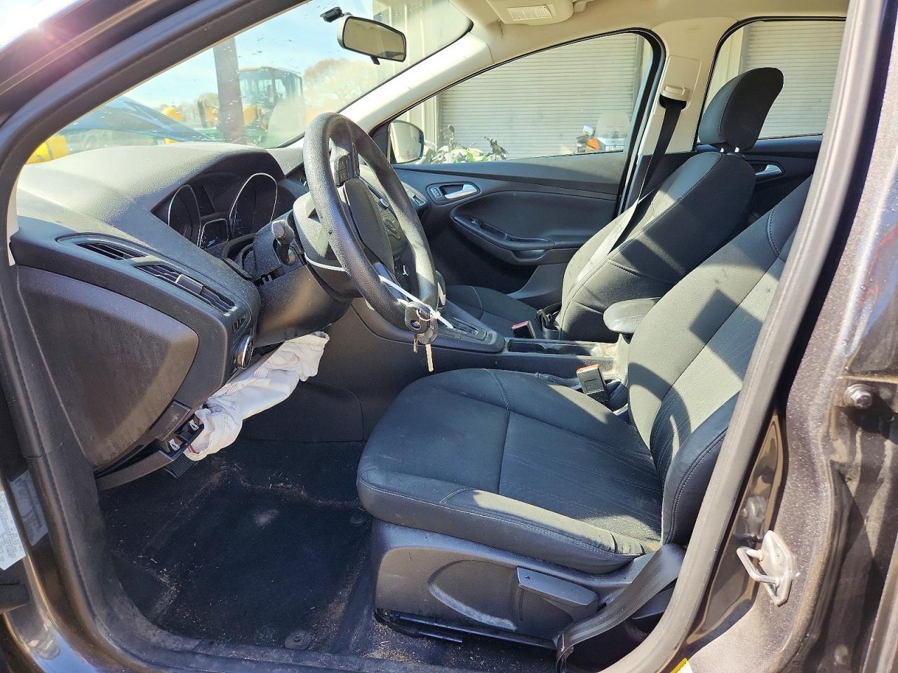 2016 Ford Focus Se - Фото 7