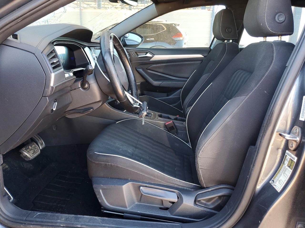 2024 Volkswagen Jetta Sport - Image 7
