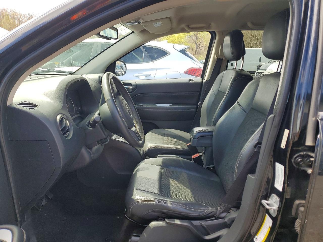 2014 Jeep Compass Latitude - Фото 7