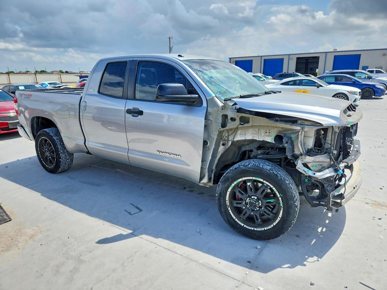 2018 Toyota Tundra Sr5 - Фото 4