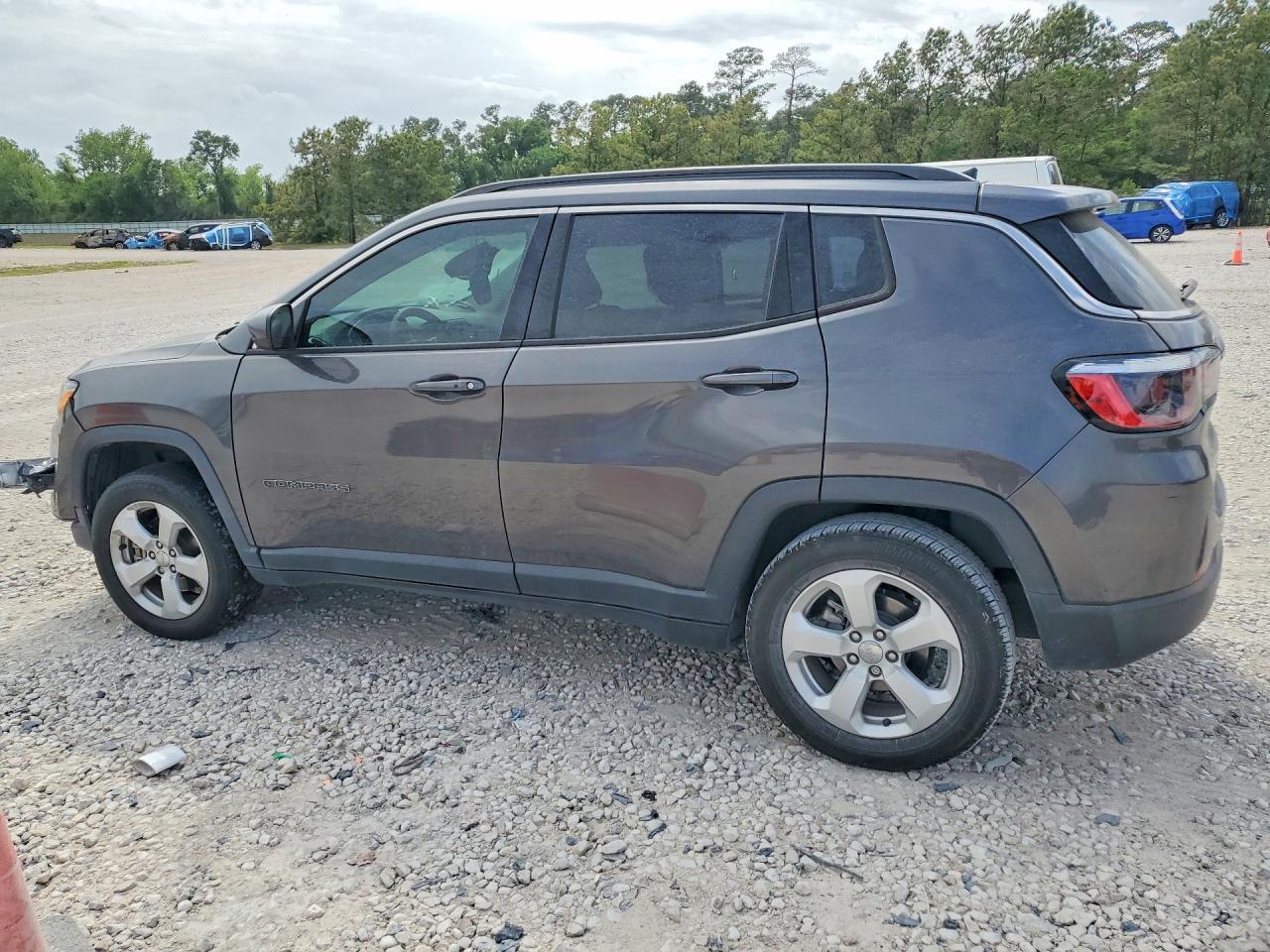 2021 Jeep Compass Latitude - Image 2
