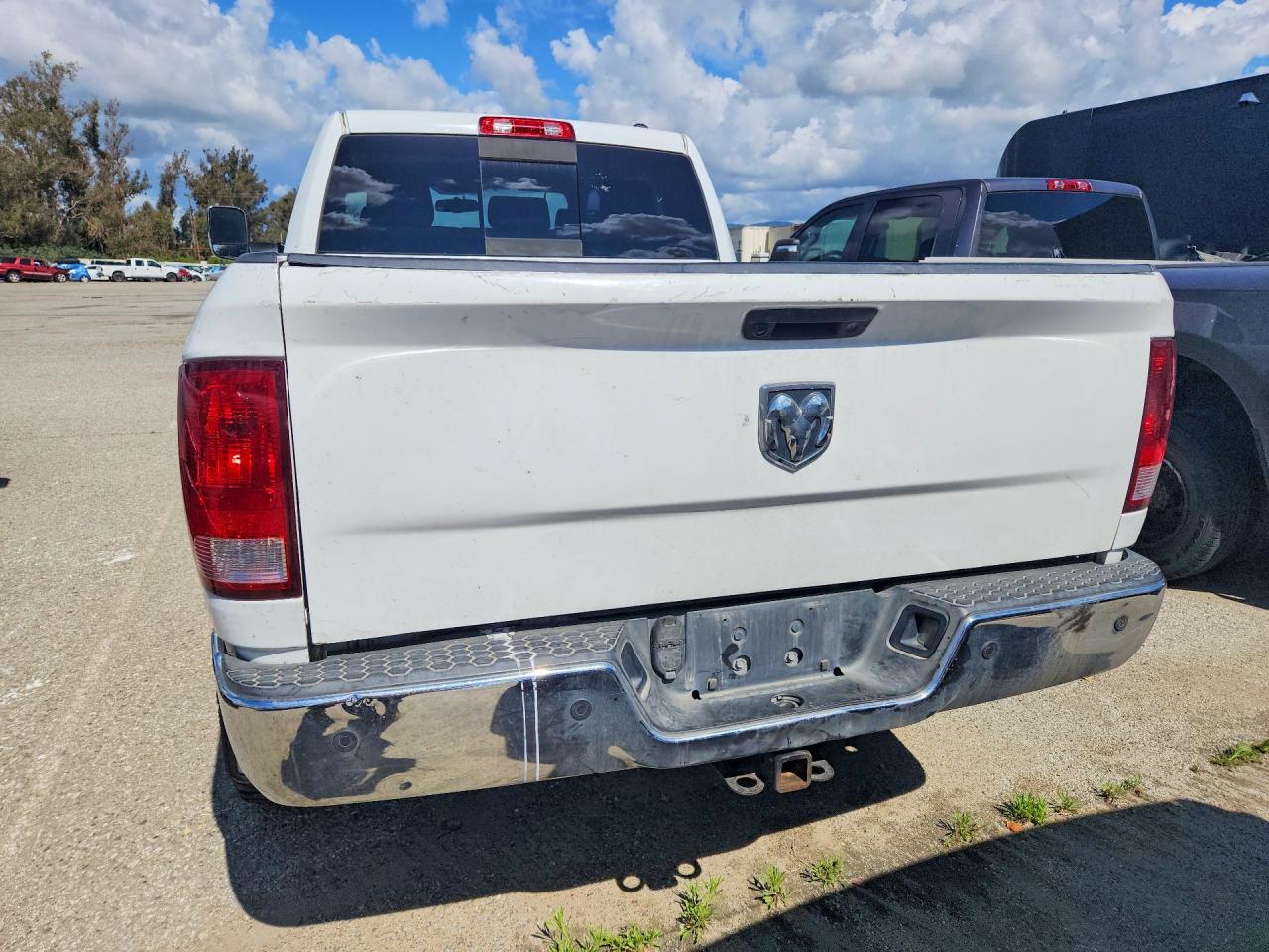 2012 Dodge Ram 3500 Laramie - Image 6
