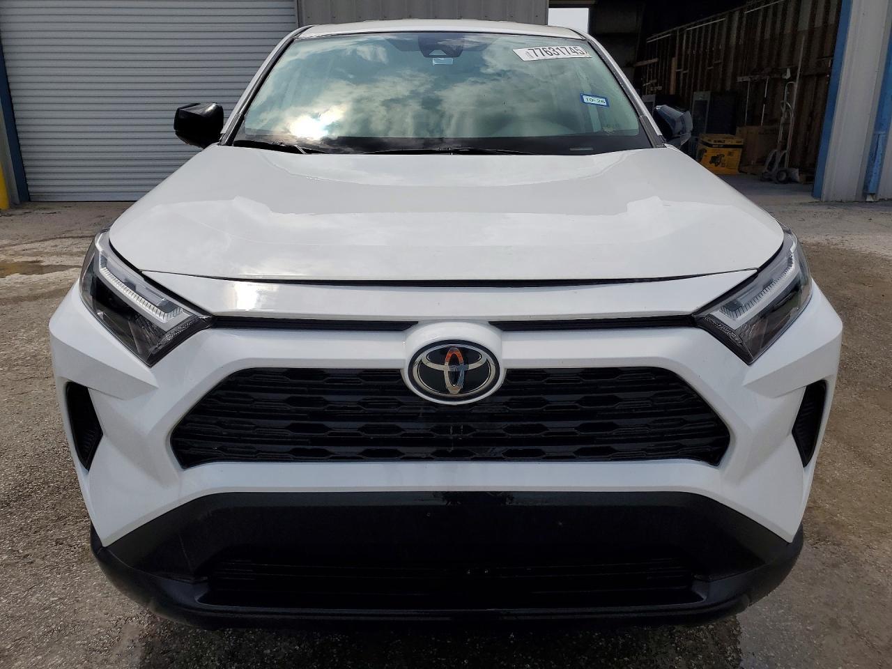 2023 Toyota Rav4 Le - Фото 5