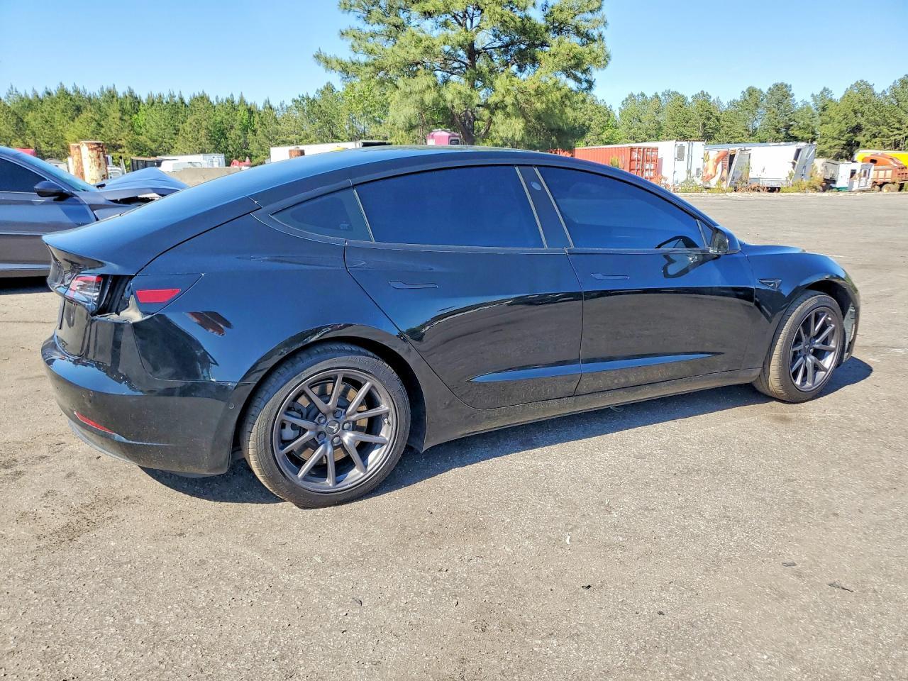 2019 Tesla Model 3 - Фото 3