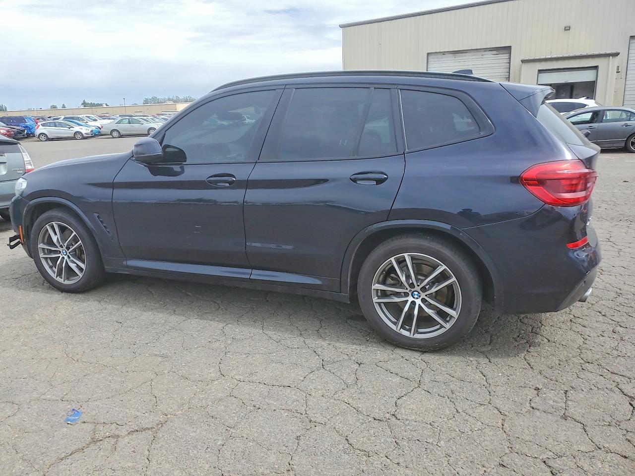 2019 BMW X3 Sdrive30I - Фото 2