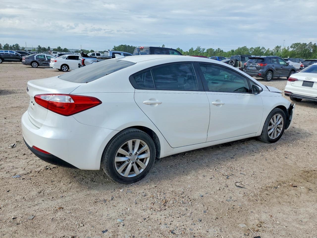2014 Kia Forte Lx - Фото 3