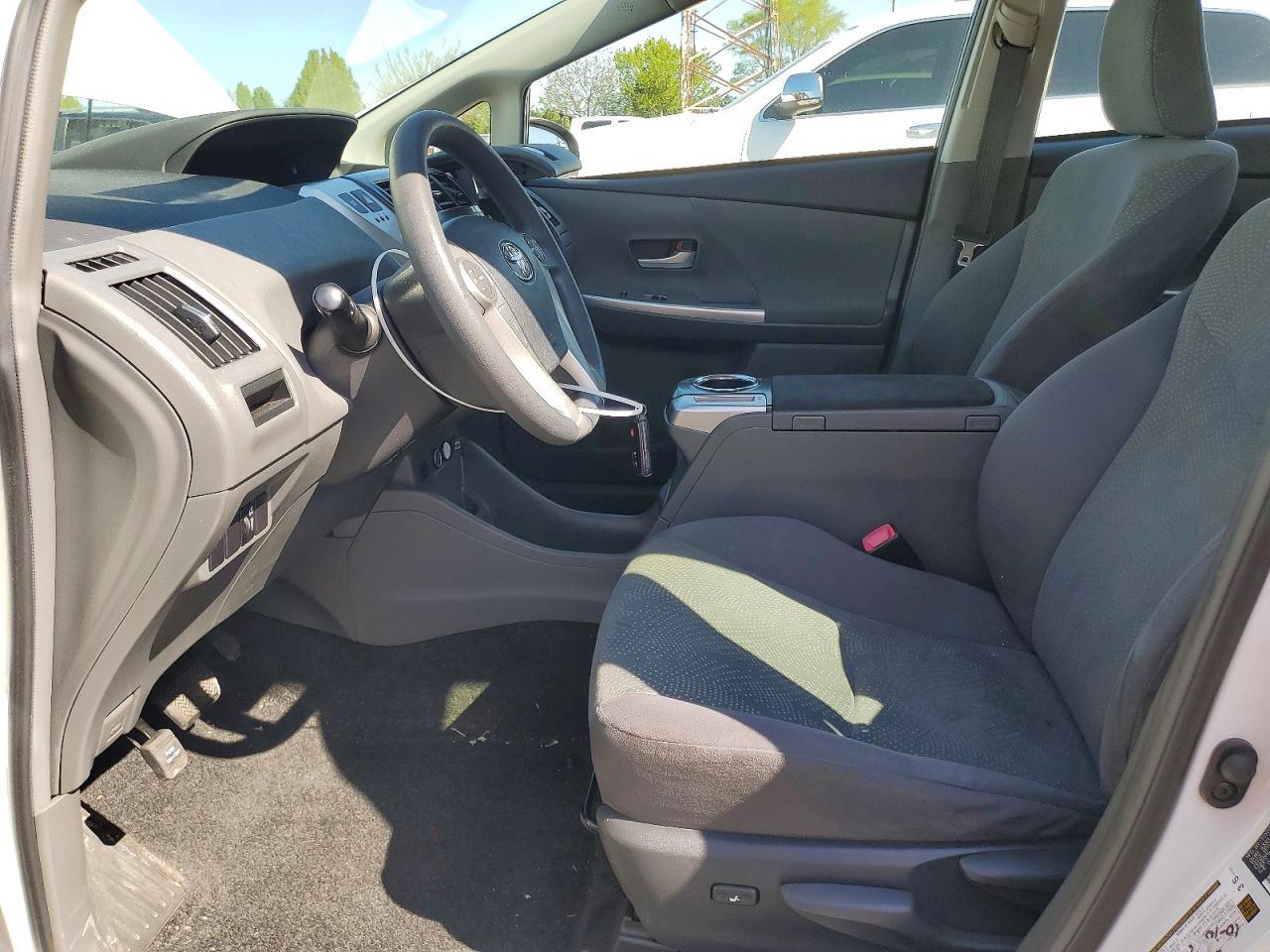 2014 Toyota Prius V Three - Фото 7
