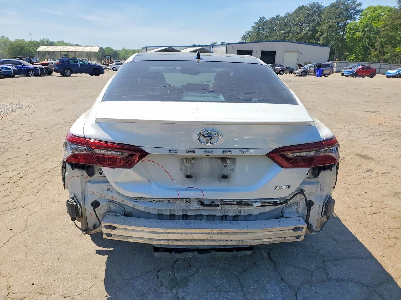 2023 Toyota Camry Xse V6 - Image 6