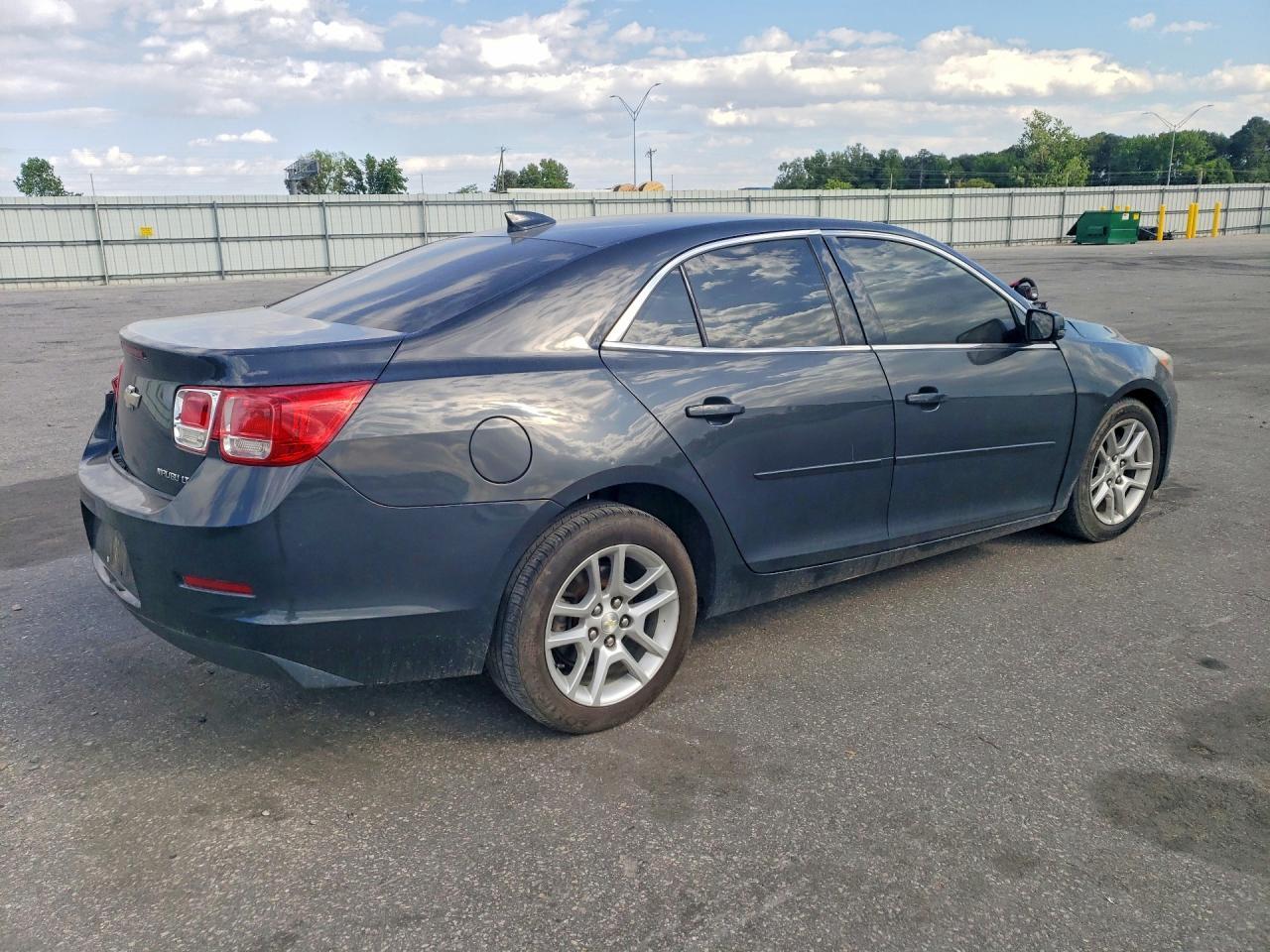 2015 Chevrolet Malibu 1Lt - Фото 3