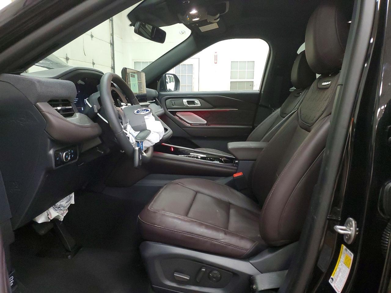 2026 Ford Explorer Platinum - Фото 7
