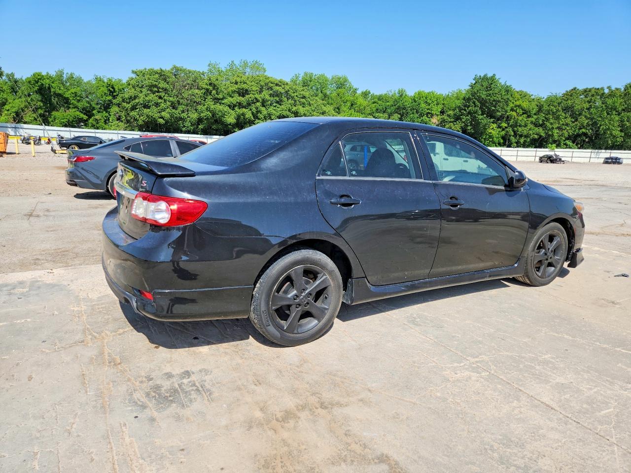 2013 Toyota Corolla S - Фото 3