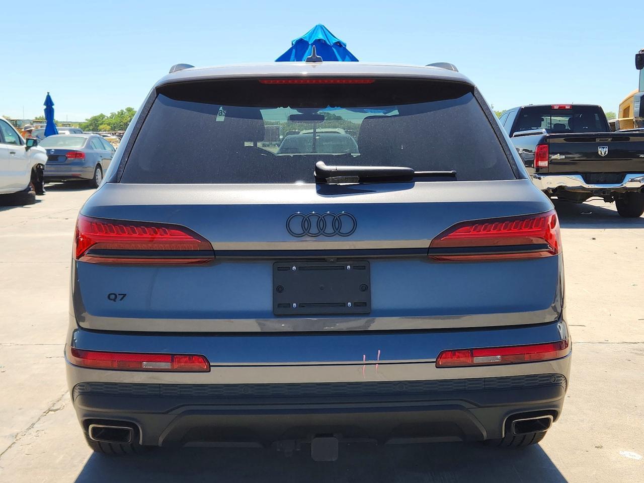 2025 Audi Q7 Premium Plus - Image 6