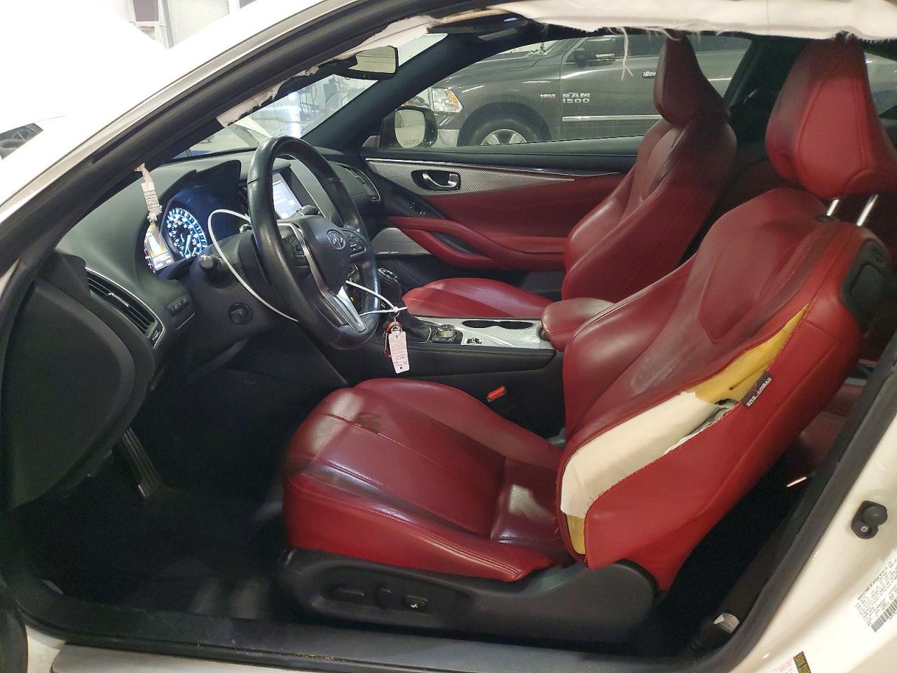 2019 Infiniti Q60 Red Sport 400 - Image 7