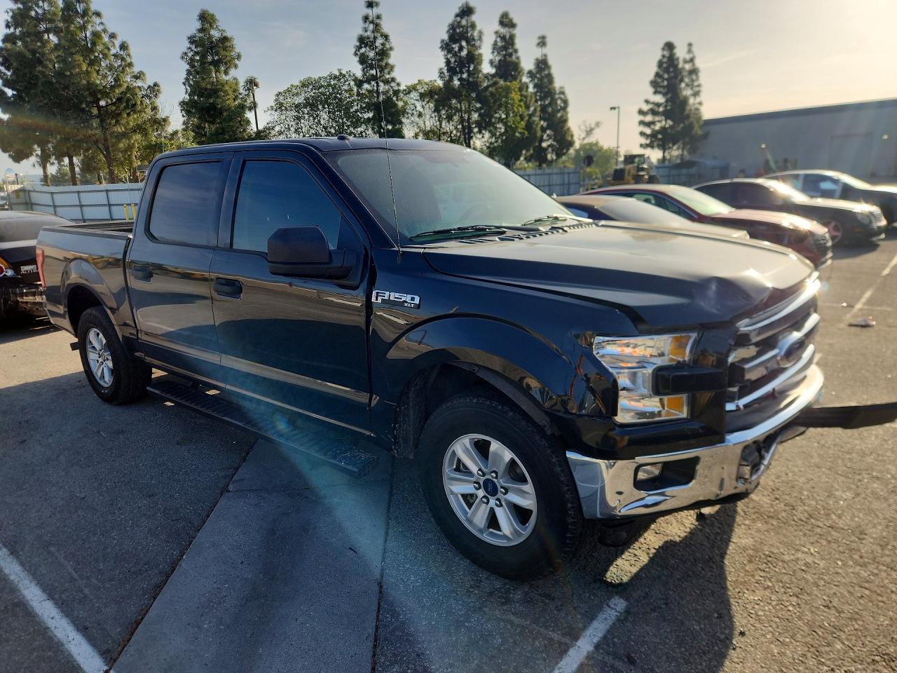 2017 Ford F150 Supercrew - Фото 4