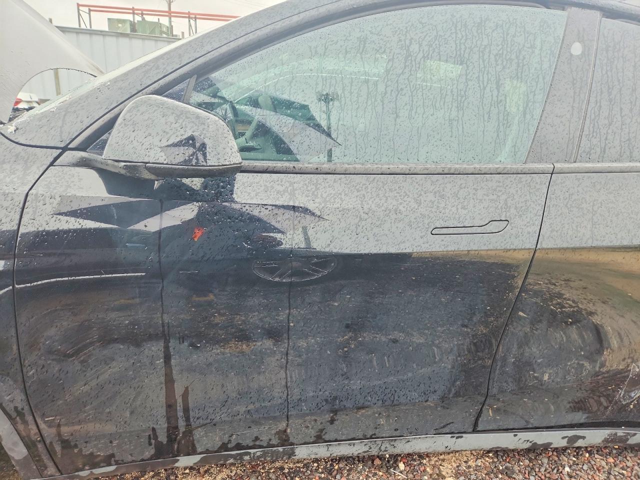 2023 Tesla Model Y - Image 7