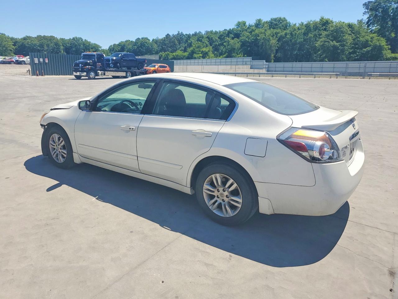 2012 Nissan Altima 2.5 - Фото 2
