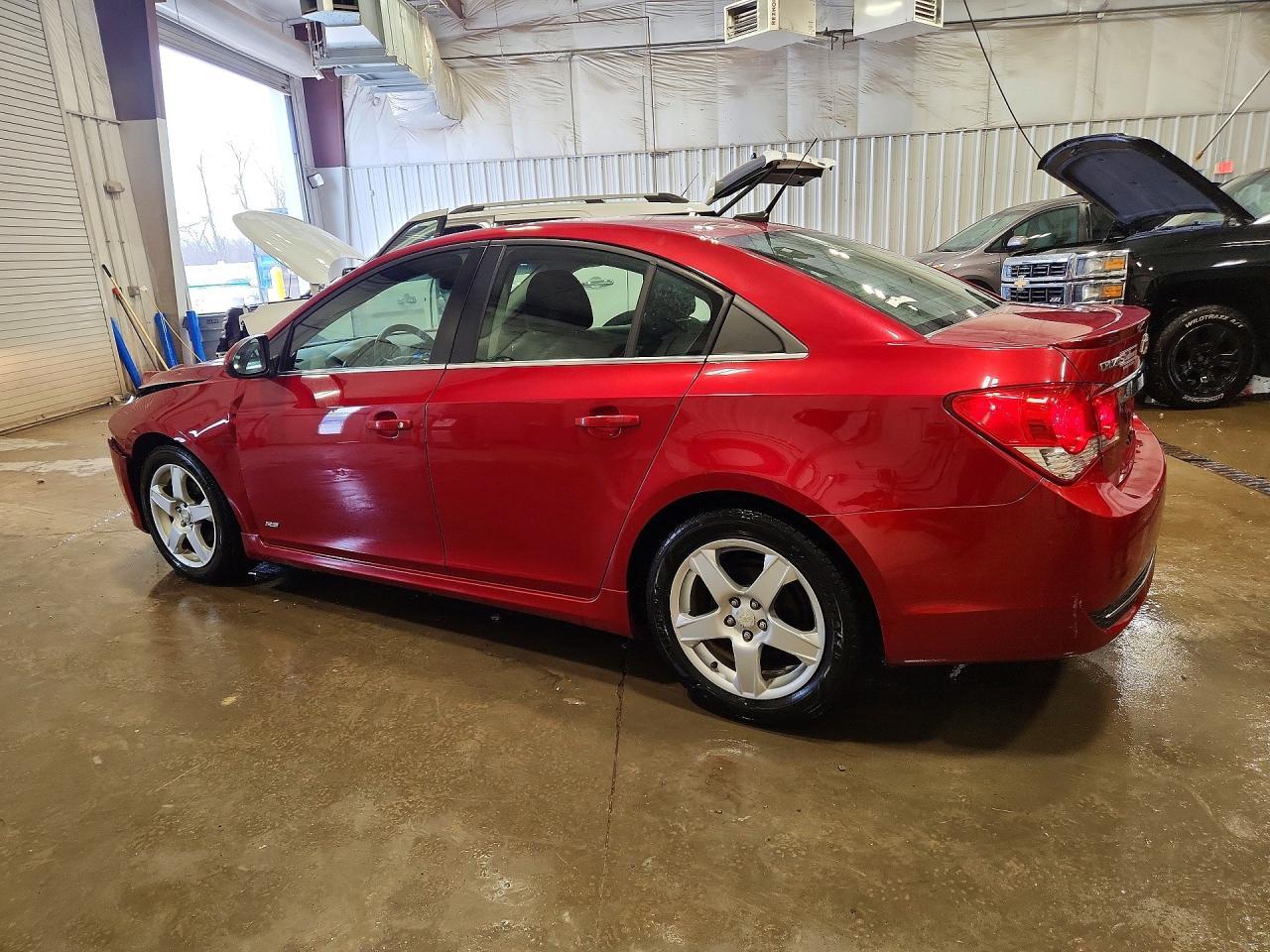 2012 Chevrolet Cruze Lt - Фото 2