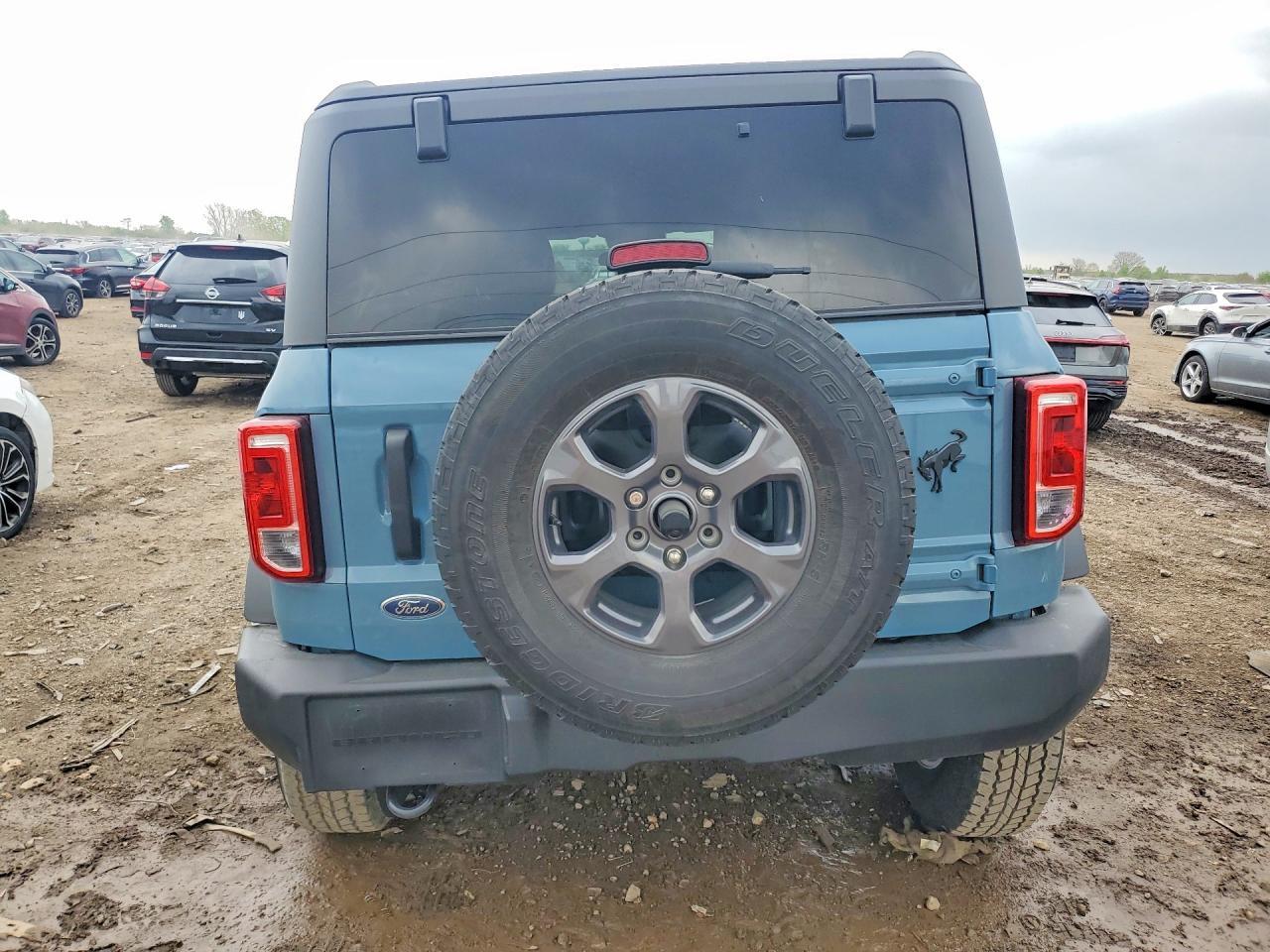 2023 Ford Bronco Base - Фото 6