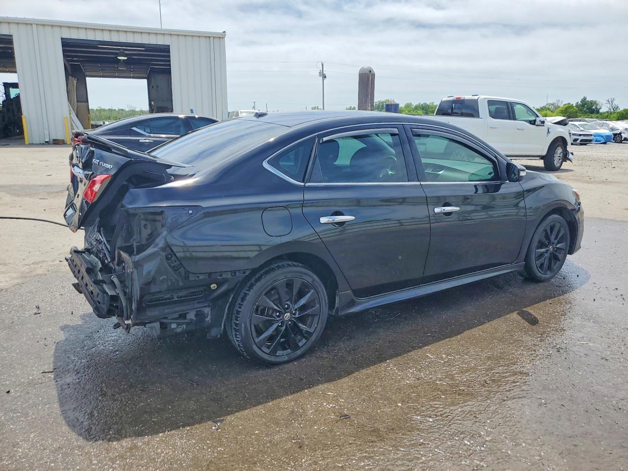 2017 Nissan Sentra Sr Turbo - Фото 3