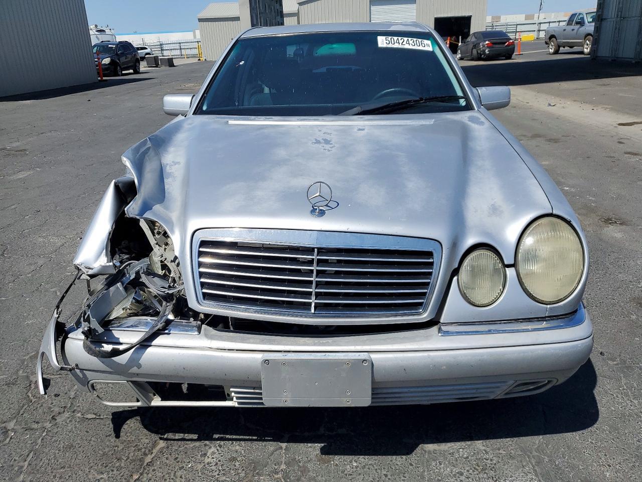 1999 Mercedes-Benz E 320 - Image 5