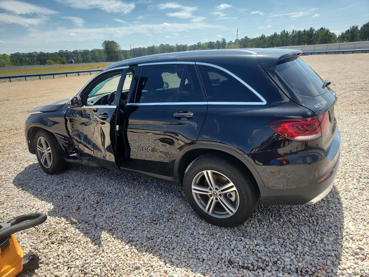 2020 Mercedes-Benz Glc 300 4Matic - Image 2