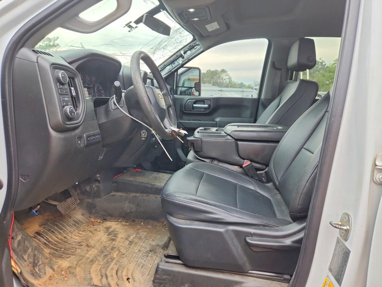 2021 Chevrolet Silverado K3500 - Фото 7